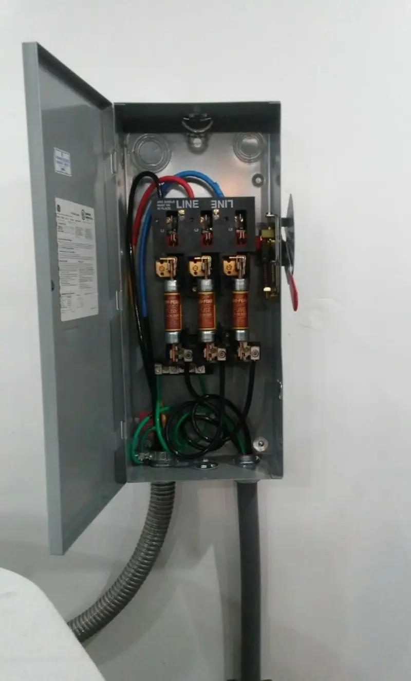 Three-phase disconnect switch installed for Electrical Wiring & Rewiring in Wildwood Lake